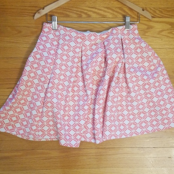 Hollister pleated skirt - Picture 3 of 5
